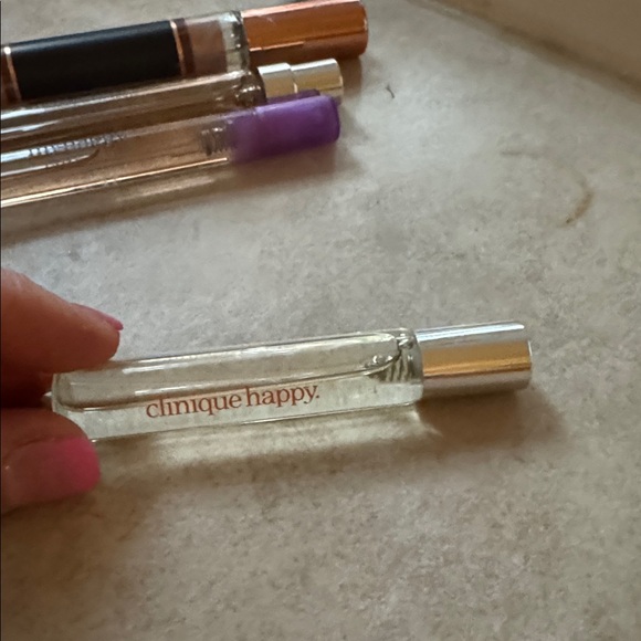 4 mini spray perfumes - Picture 2 of 6